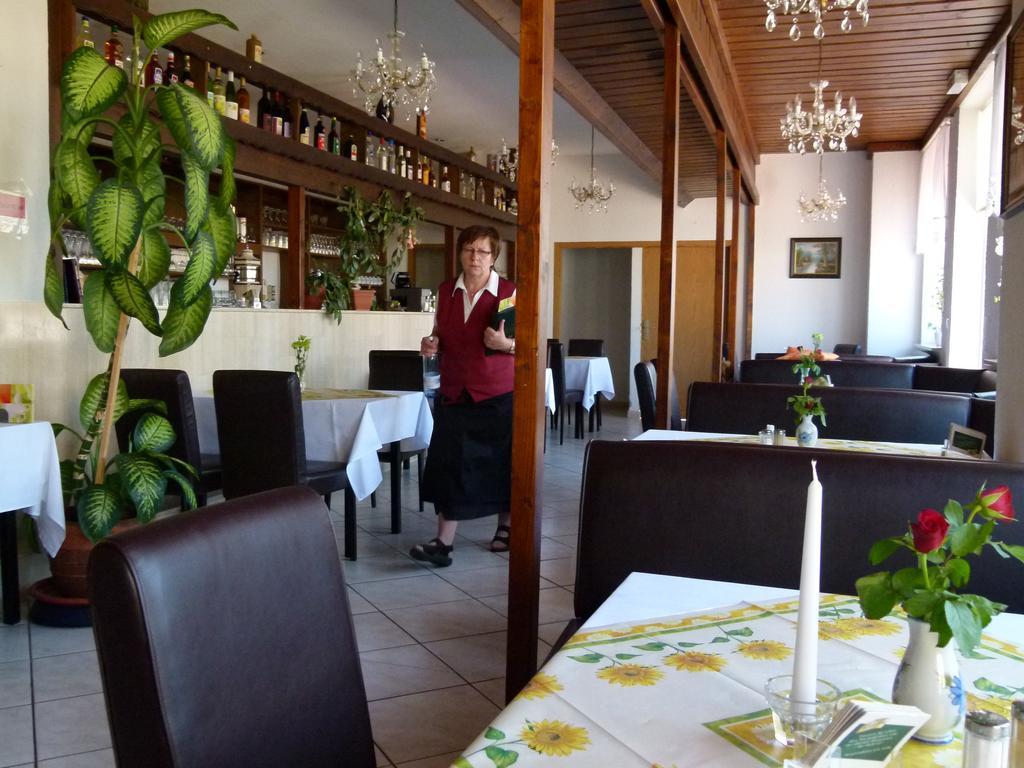 Hotel Reuterhof Reuterstadt Stavenhagen Eksteriør bilde