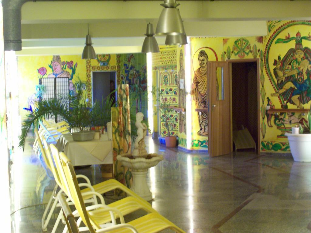 Hotel Reuterhof Reuterstadt Stavenhagen Eksteriør bilde